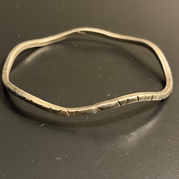 Big Solid 925 Sterling Silver Bangle Bracelet - Picture 3 of 3